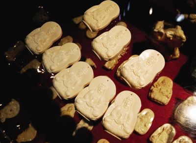 生育后仍痛经 警惕子宫内膜异位症|火狐电竞平台(图2) 火狐电竞